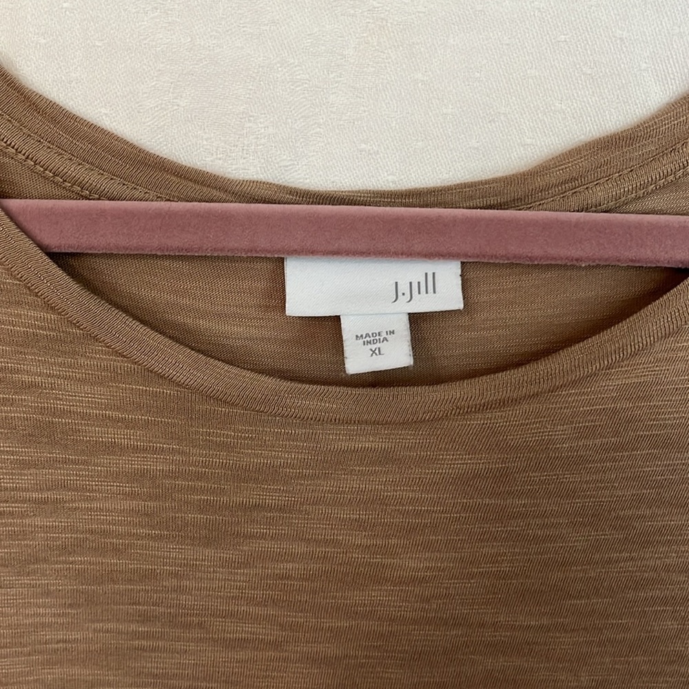 J Jill tunic size XL in light cocoa brown color. - Picture 2 of 6